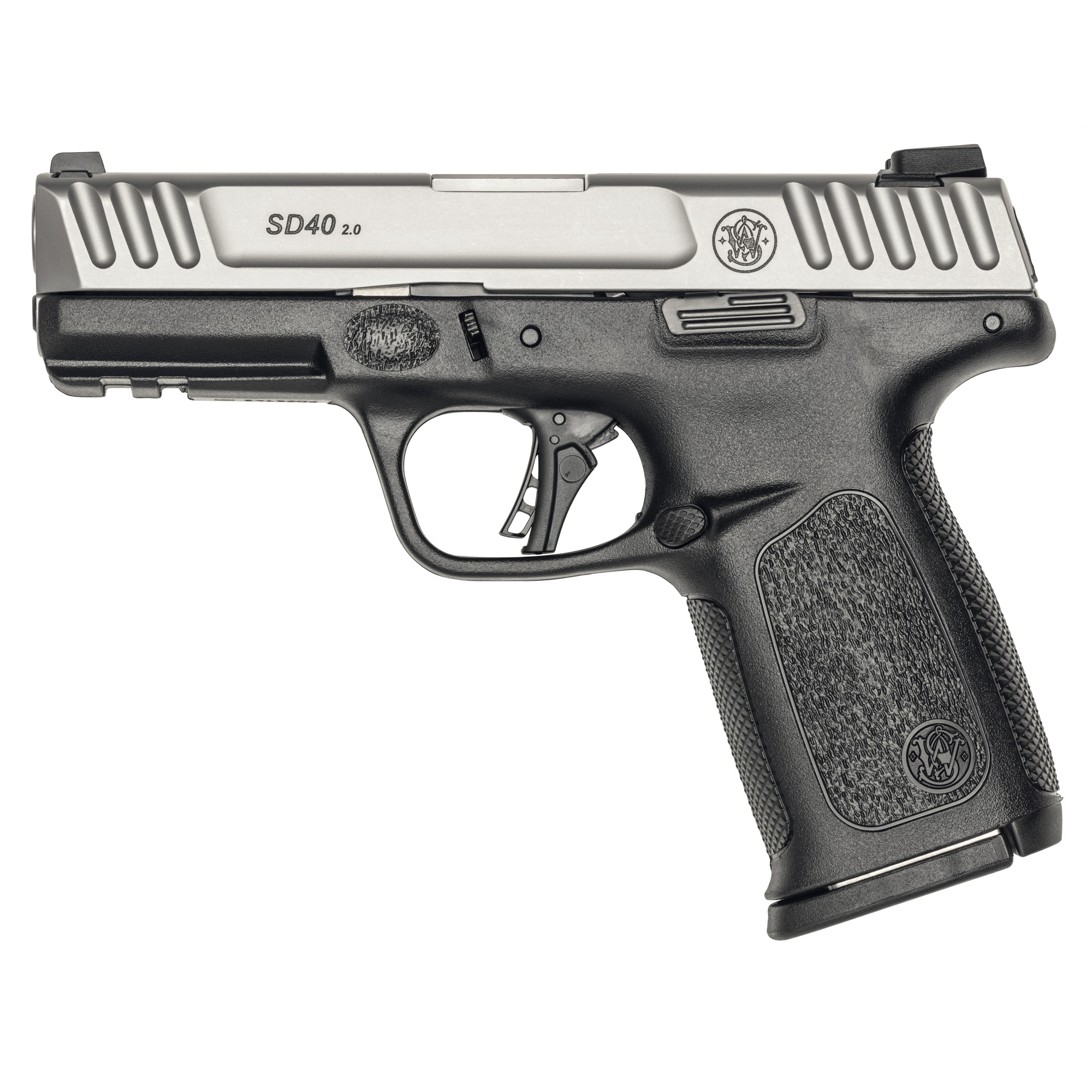 Smith & Wesson SD40 2.0 Striker Fired 4″ 40 S&W 14rd 3 Dot – Black, Silver